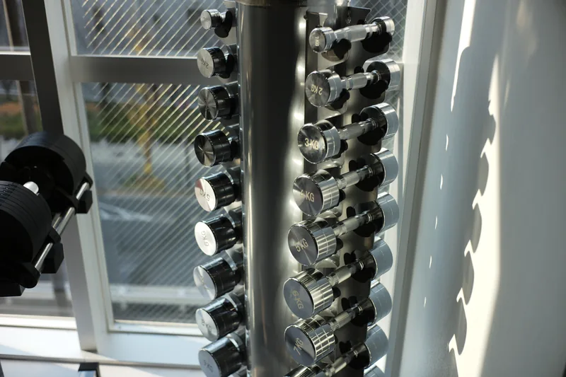 ダンベルと器具のディテール